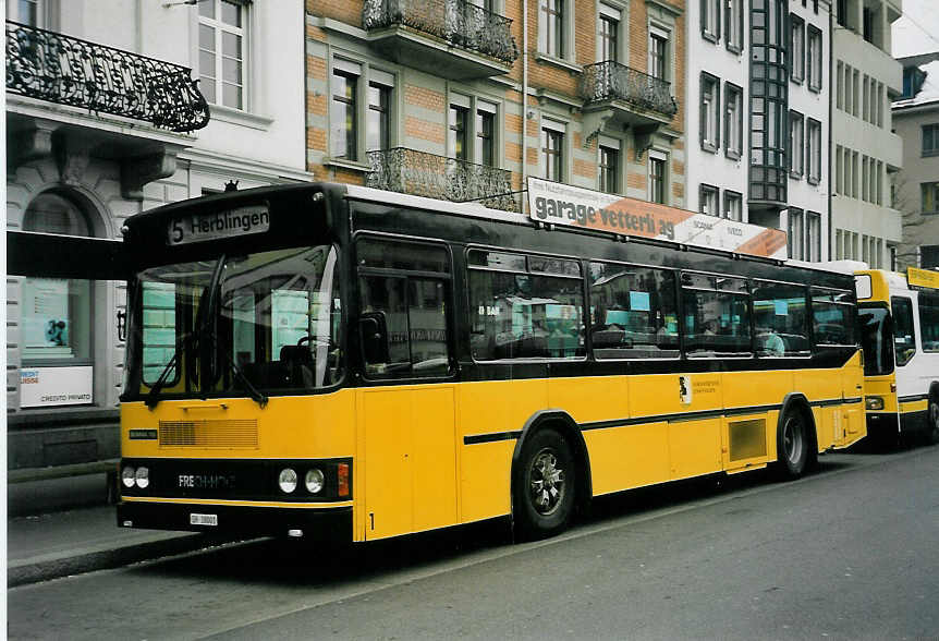 (058'806) - VBSH Schaffhausen - Nr. 1/SH 38'001 - Scania/FHS am 20. Februar 2003 beim Bahnhof Schaffhausen