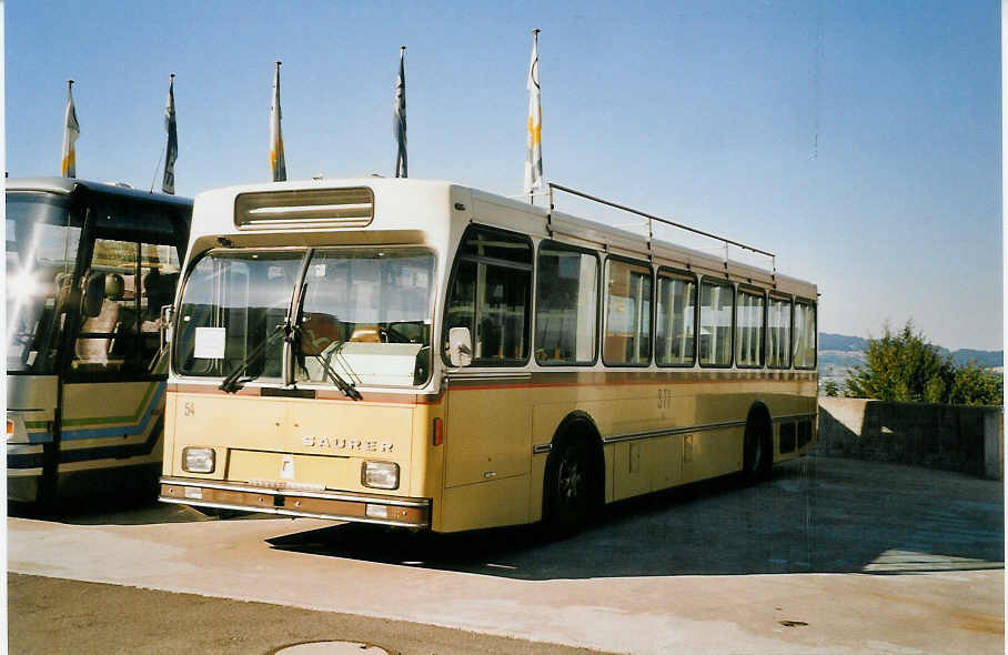 (061'820) - STI Thun - Nr. 54 - Saurer/R&J am 19. Juli 2003 in Horgen, Neoplan