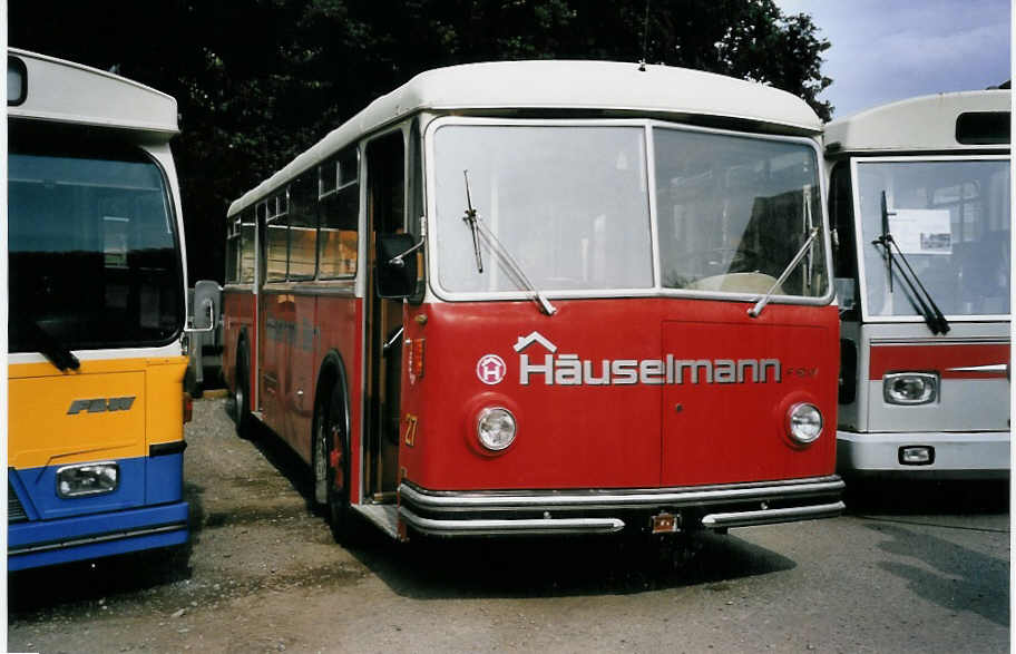 (063'330) - Huselmann, Bern (RWB) - Nr. 27 - FBW/R&J (ex AFA Adelboden Nr. 24; ex Steiner, Meikirch Nr. 1) am 7. September 2003 in Oberburg, Ziegelgut