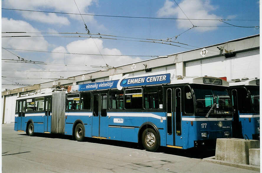 (067'727) - VBL Luzern - Nr. 177 - Volvo/Hess Gelenktrolleybus am 23. Mai 2004 in Luzern, Depot