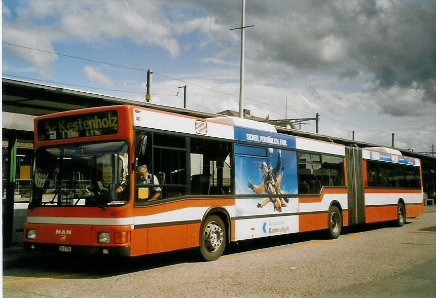 (069'320) - BOGG Wangen b.O. - Nr. 46/SO 21'996 - MAN (ex SOO Olten Nr. 46) am 10. Juli 2004 beim Bahnhof Olten