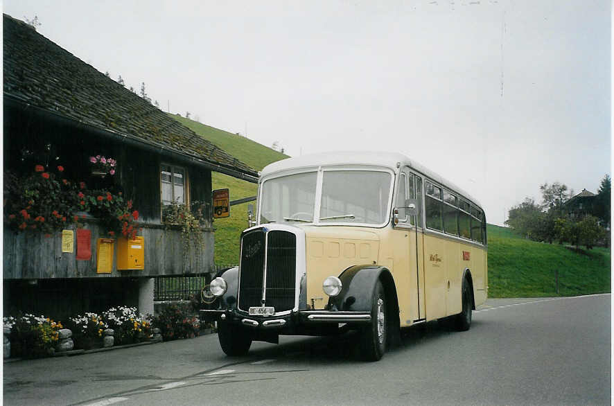 (072'435) - Burri, Teuffenthal - BE 656 U - Saurer/R&J am 31. Oktober 2004 in Buchen, Schmiedsegg