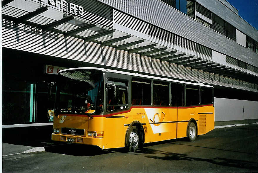 (076'708) - Gessinger, Bad Ragaz - GR 6778 - MAN/Lauber am 25. Mai 2005 beim Bahnhof Landquart