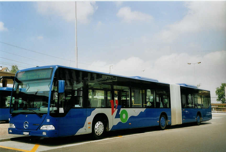 (077'608) - VZO Grningen - Nr. 58/ZH 416'358 - Mercedes am 18. Juni 2005 beim Bahnhof Wetzikon