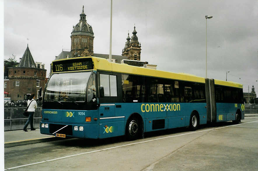 (078'632) - Connexxion - Nr. 9094/BH-JB-48 - Volvo/Berkhof am 20. Juli 2005 beim Bahnhof Amsterdam