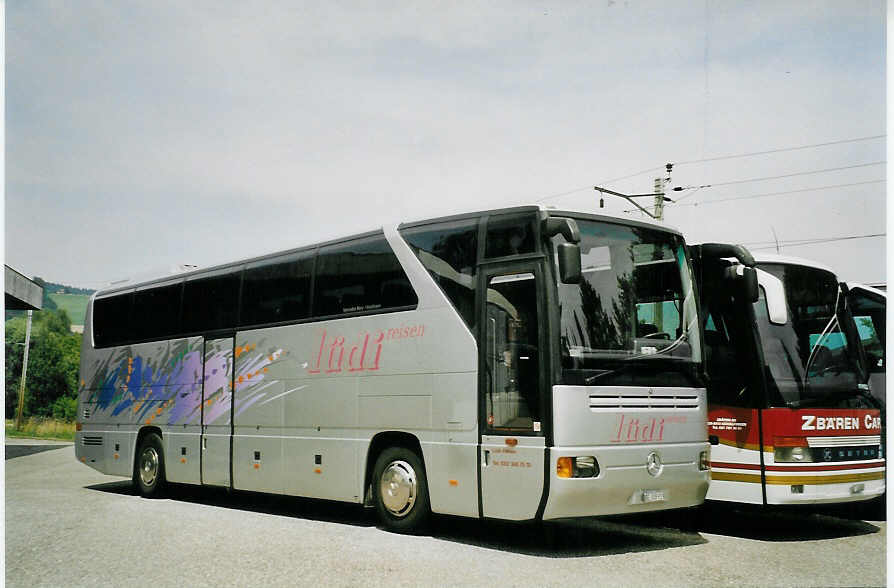 (079'230) - Ldi, Konolfingen - BE 308'919 - Mercedes am 29. Juli 2005 in Konolfingen, Garage