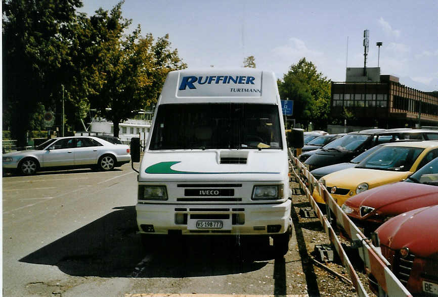 (080'326) - Ruffiner, Turtmann - VS 198'777 - Iveco am 6. September 2005 in Thun, CarTerminal