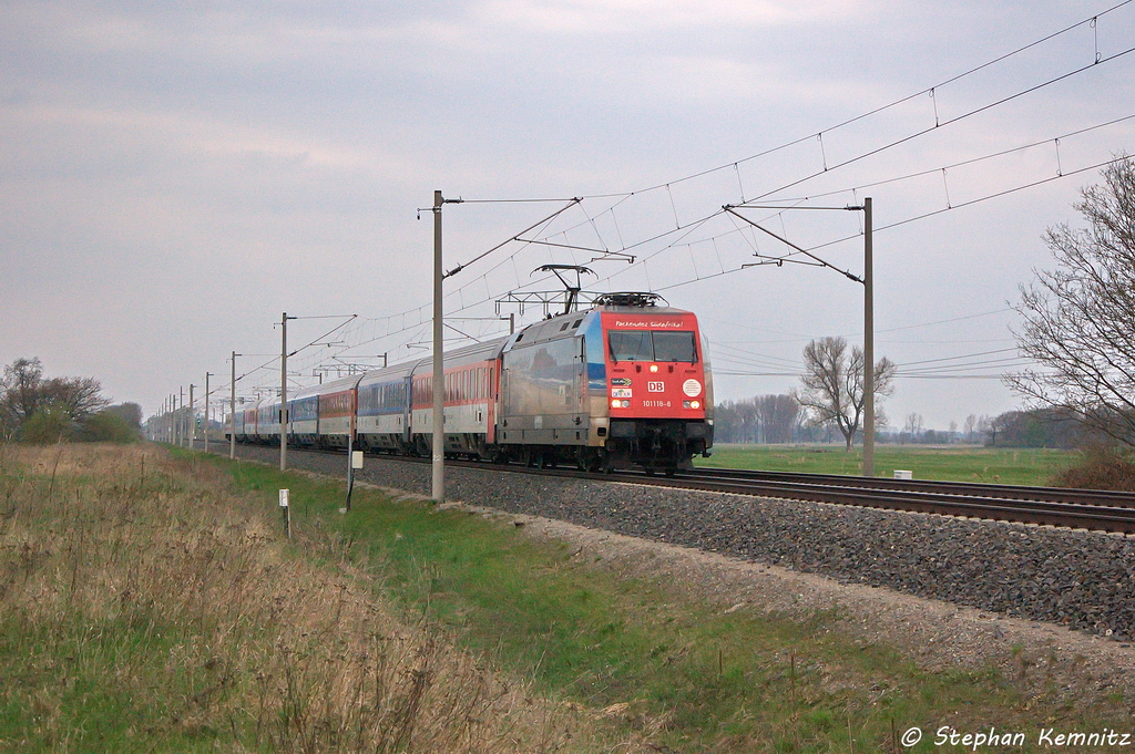 101 118-8  Packendes S�dafrika  mit dem IC 2071 von Hamburg-Altona nach Dresden Hbf in Vietznitz. 26.04.2013