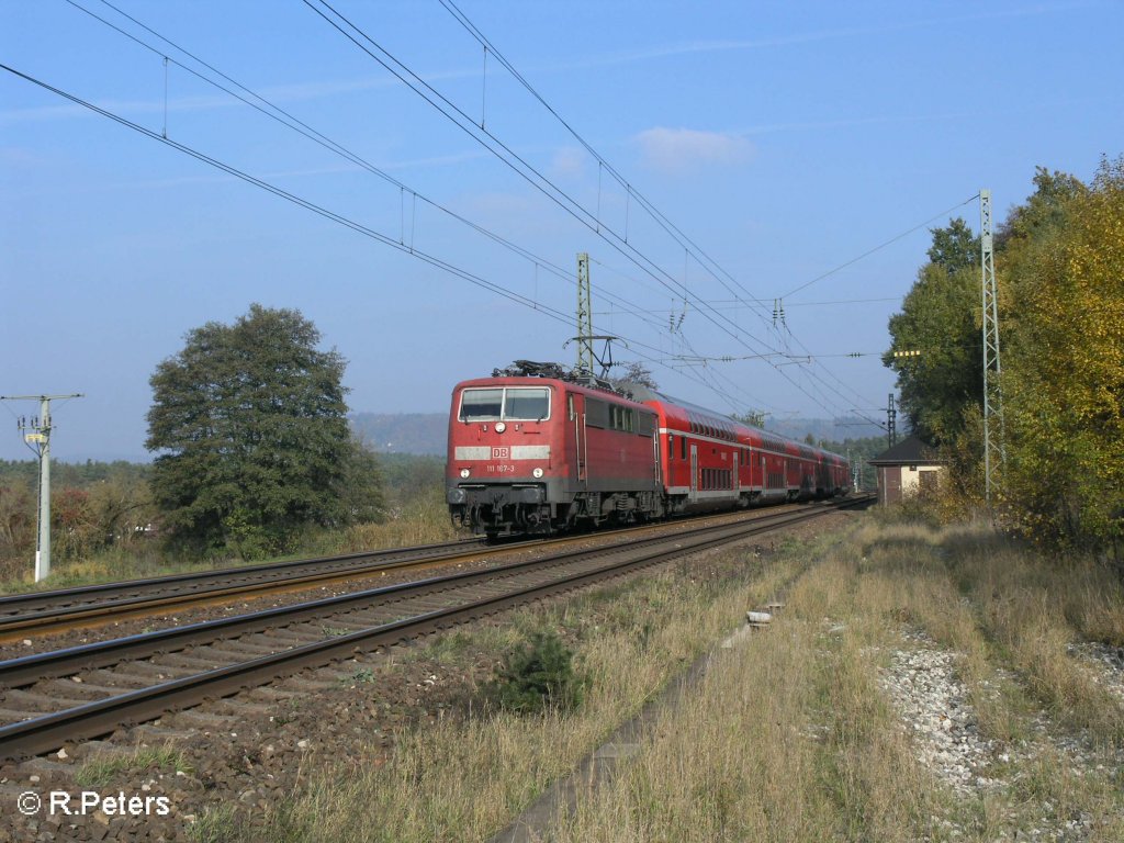 111 167-3 zieht bei Sengenthal ein RE M�nchen. 25.10.08