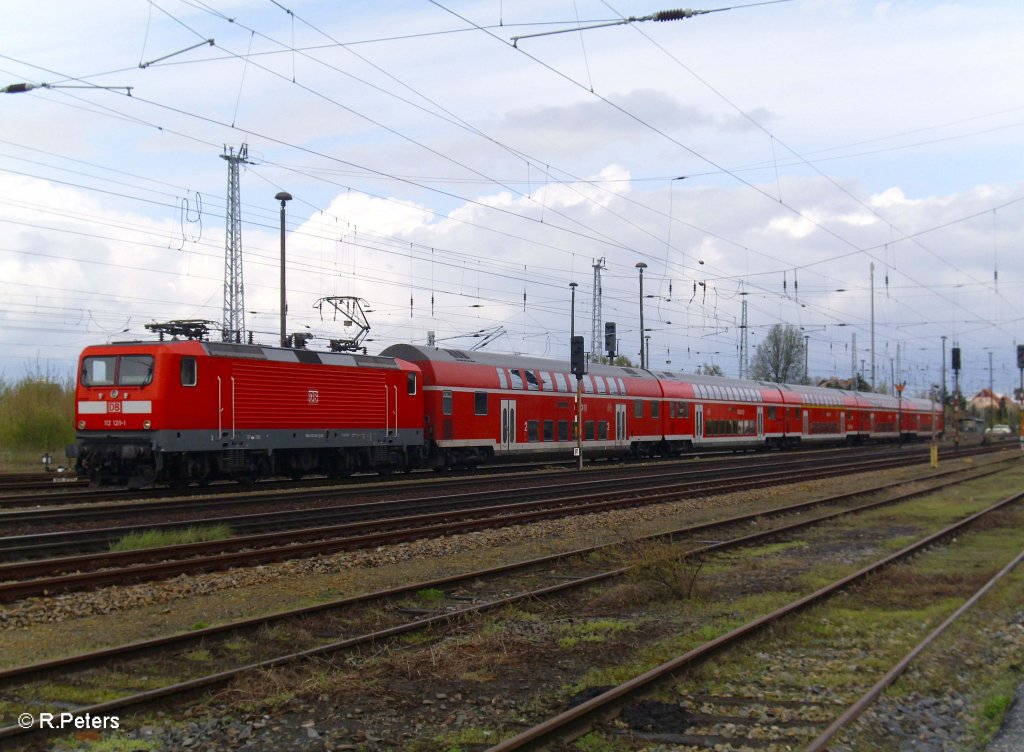 112 120-1 hat Eisenh�ttenstadt mit dem RE1 erreicht. 21.04.10