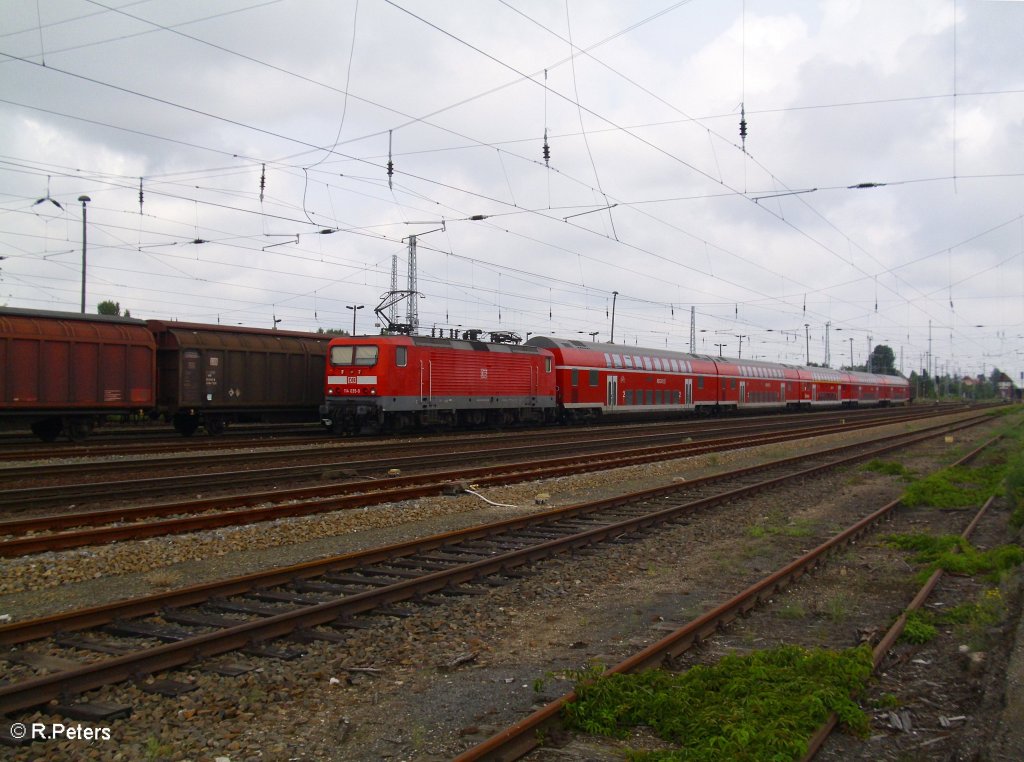 114 035-9 steht mit dem RE38022 nach Magdeburg HBF in Eisenh�ttenstadt bereit. 13.08.10