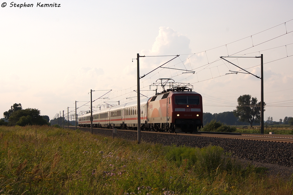 120 112-8  M�rklin My World  mit einem Ersatzzug in Vietznitz und fuhr in Richtung Berlin weiter. 30.07.2013