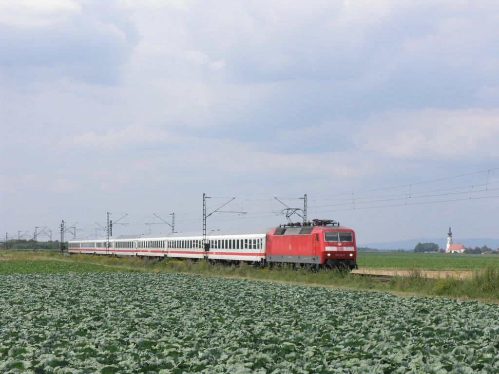 120 112-9 zieht bei Stephansposching den IC 1887 Rottaler Land Hamburg-M�hldorf. 08.08.09
