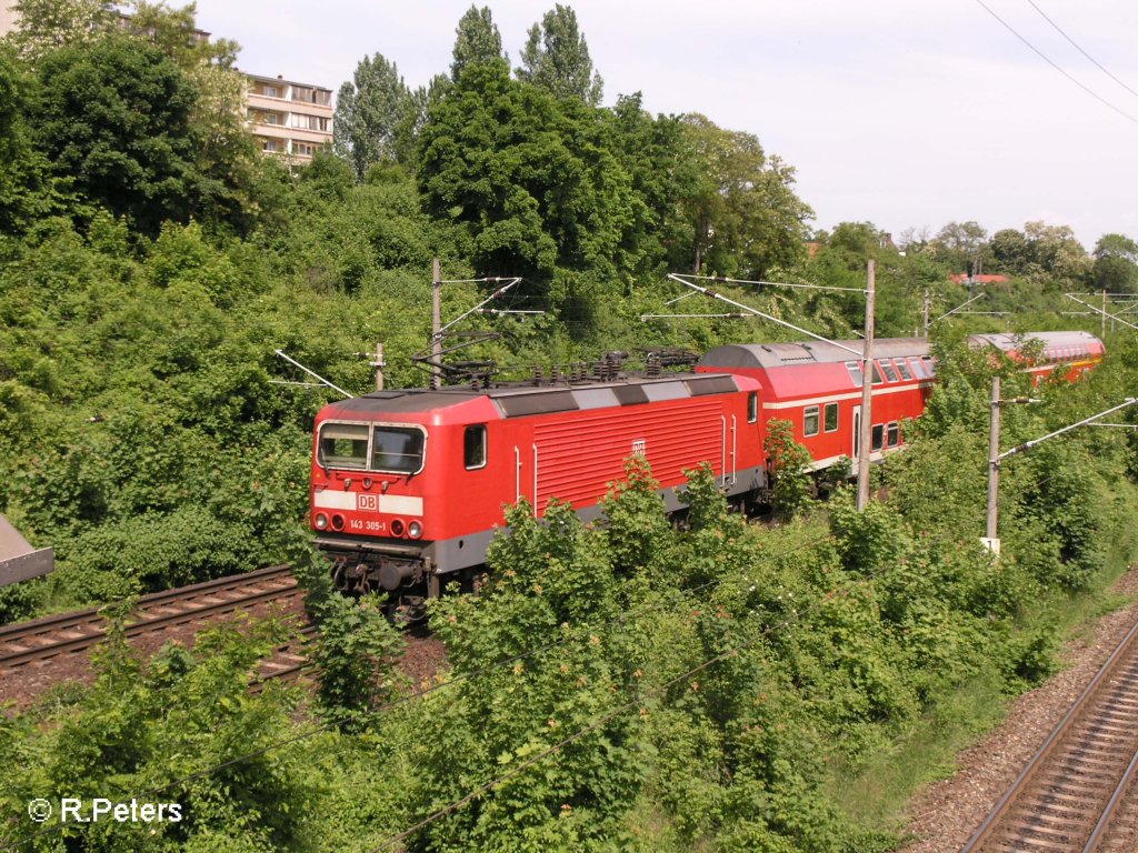 143 305-1 f�hrt in Frankfurt/Oder mit der RB ein. 24.05.08