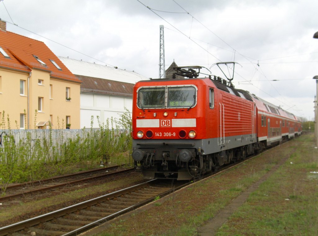 143 306-9 fuhr mit der RB11 Cottbus in Eisenh�ttenstadt. 21.04.10