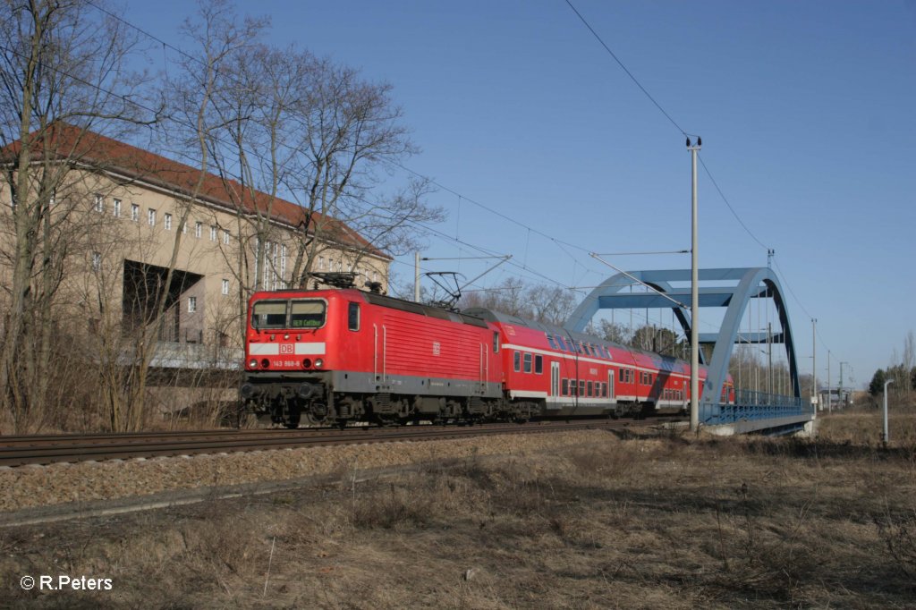 143 868-8 verl�sst Eisenh�ttenstadt mit RB11 Cottbus. 07.03.11