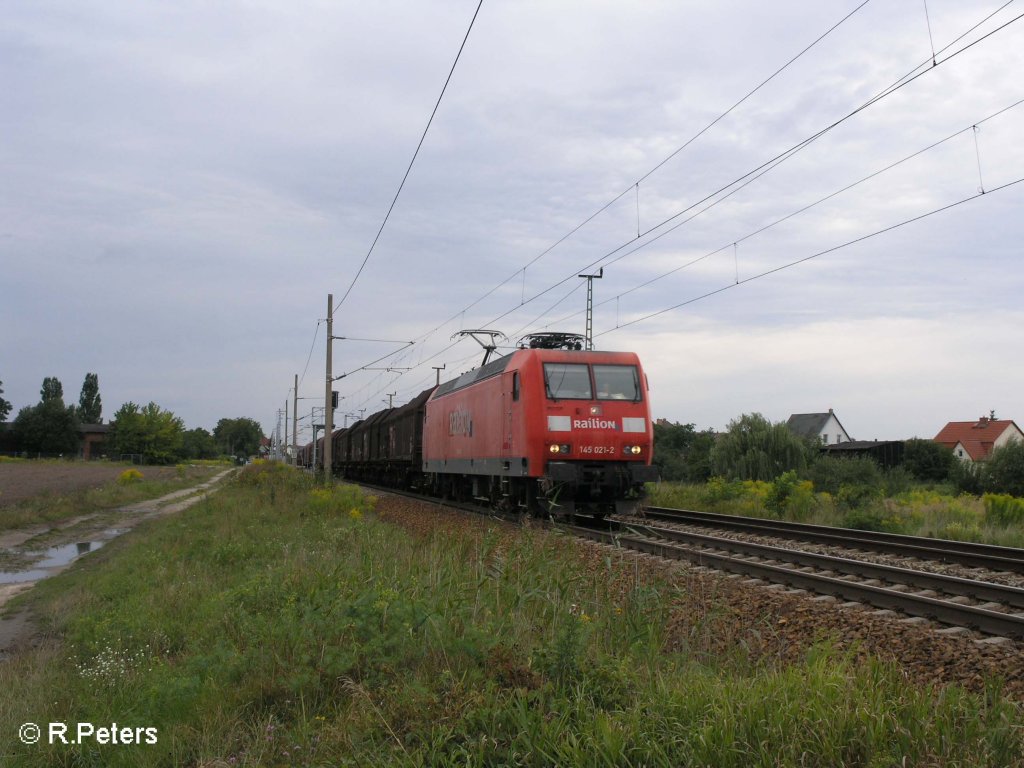 145 021-2 durchf�hrt Jacobsdorf(mark) mit ein Coiltransportzug. 19.08.08