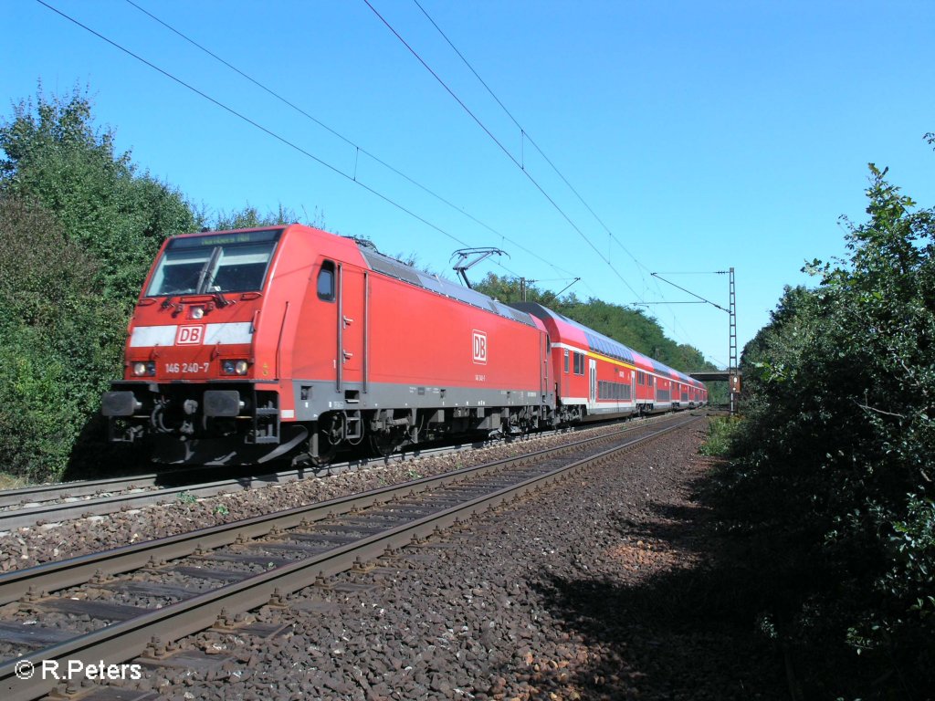 146 240-7 zieht bei Nittendorf ein RE N�rnberg. 09.09.08
