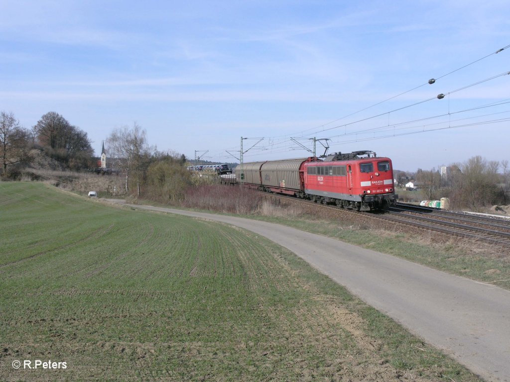 151 067-6 mit gemischten G�terzug bei Fahlenbach. 24.03.11