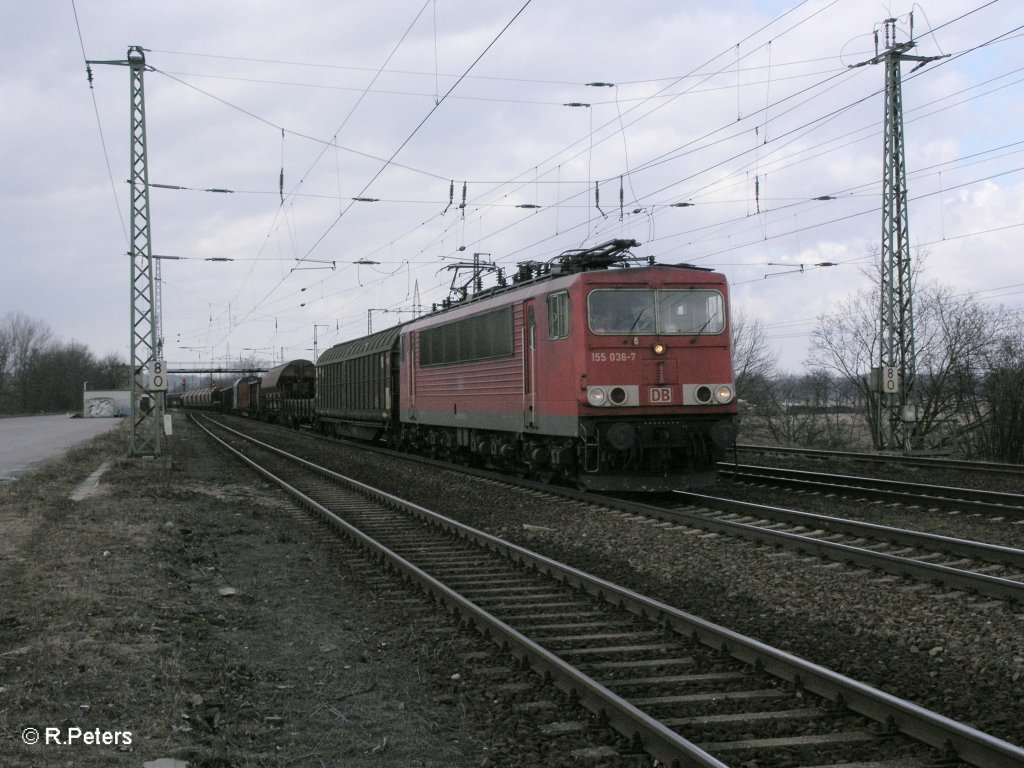 155 036-7 mit gemischten G�terzug in Saarmund. 11.03.11