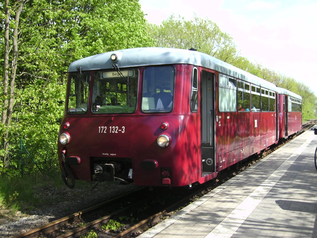 172 132 und 172 171 stehen fr die Rckfahrt nach Bergen/Rgen in Lauterbach Mole bereit.