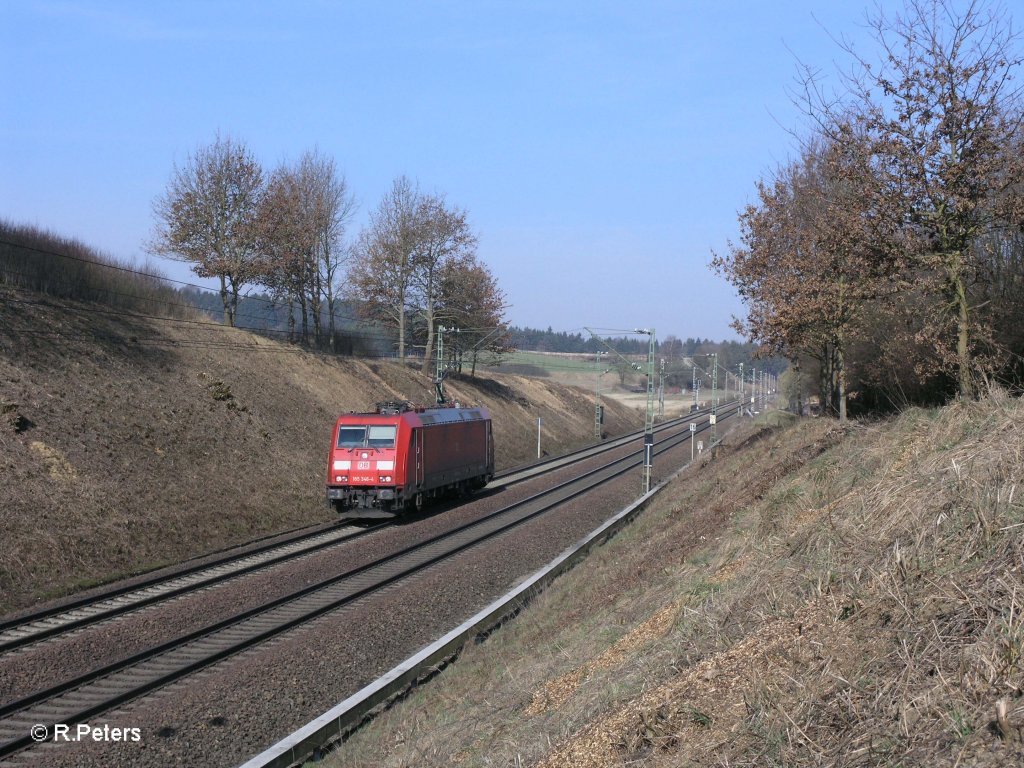 185 346-4 als Lz bei Fahlenbach nach M�nchen. 24.03.11