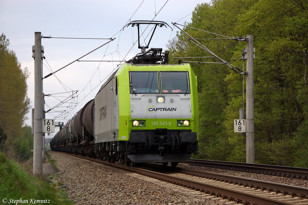 185 543-6 ITL Eisenbahn GmbH mit einem Kesselzug  Umweltgef�hrdender Stoff, fl�ssig , bei Nennhausen und fuhr in Richtung Wustermark weiter. 29.04.2012