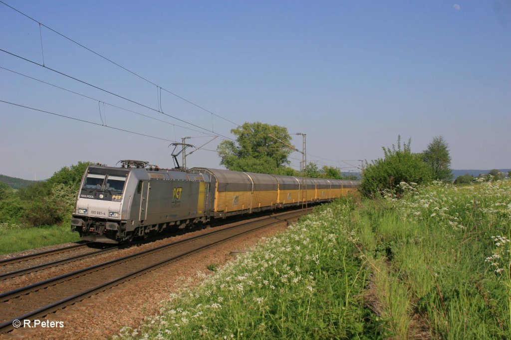 185 681-4 mit BMW-Zug bei P�lling. 13.05.11