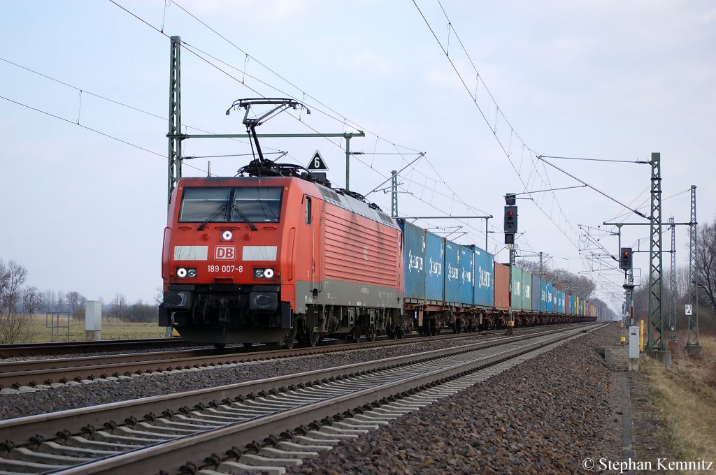 189 007-8 mit Containerzug in Friesack(Mark) in Richtung Neustadt(Dosse) unterwegs. 22.03.2011