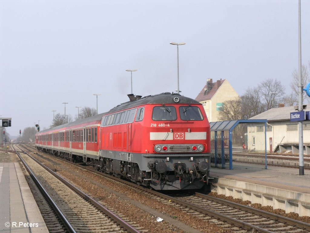 218 460-4 verl�sst Buchloe mit den RE32685 M�nchen HBF geschoben. 04.04.09
