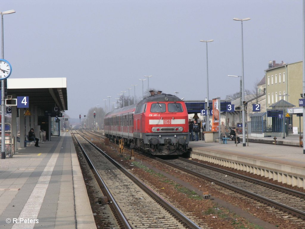 218 461-2 im Bahnhof Buchloe mit den RE32615 M�nchen HBF. 04.04.09
