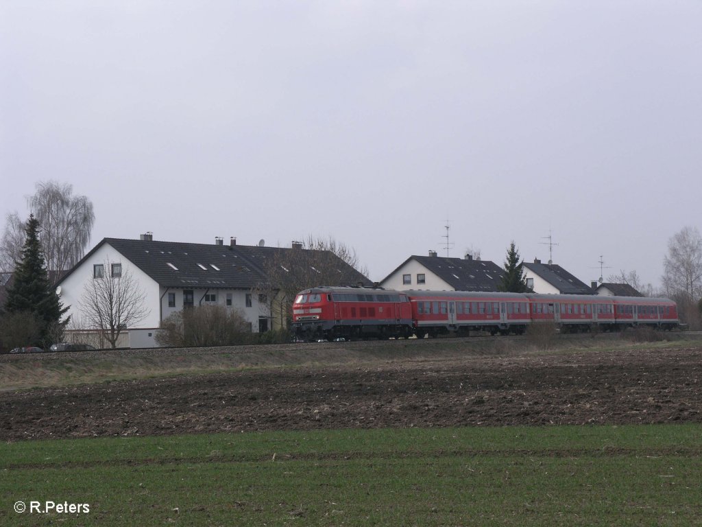 218 467-9 f�hrt in Memmingen mit einer RB aus Ulm aus. 04.04.09