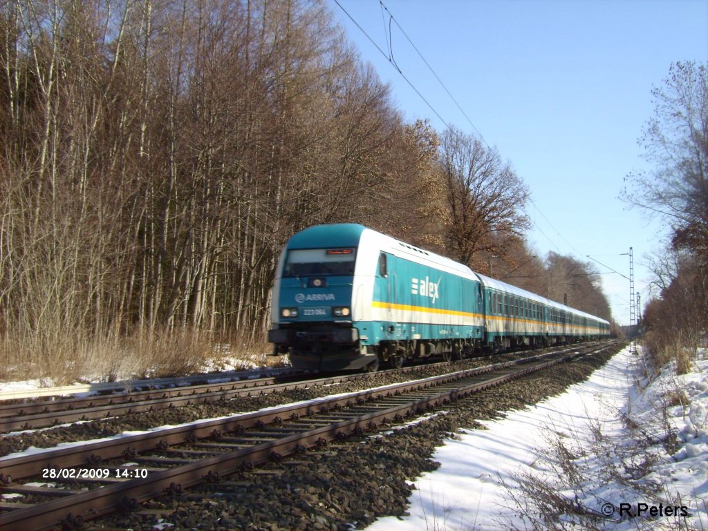 223 064 zieht bei Geltendorf den ALX38705+39955 M�nchen. 28.02.09
