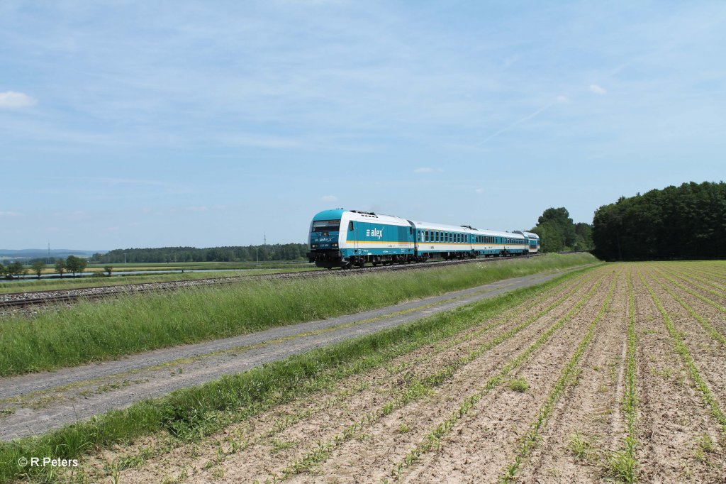 223 068 mit dem ALX84115 M�nchen - Hof mit 1 Stunde versp�tung bei Oberteich. 13.06.13