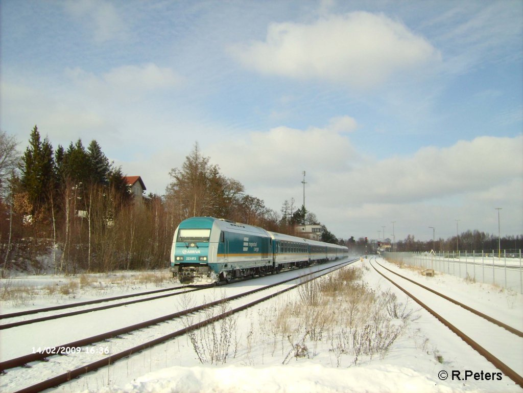 223 072 erreicht Wiesau/Oberpfalz mit den ALX37983 nach M�nchen. 14.02.09
