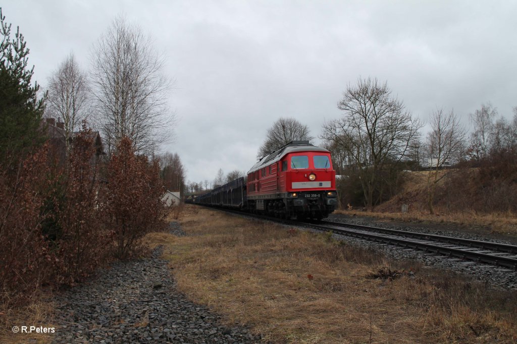 232 359-0 in Seu�en mit dem 49997 Leer Autozug nach Cheb. 05.02.13