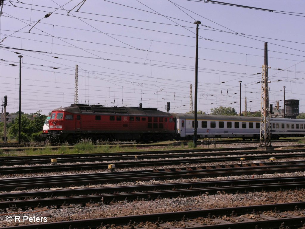 234 242-5 verl�sst Frankfurt/Oder mit den EC45 nach Warschau.m 29.05.08