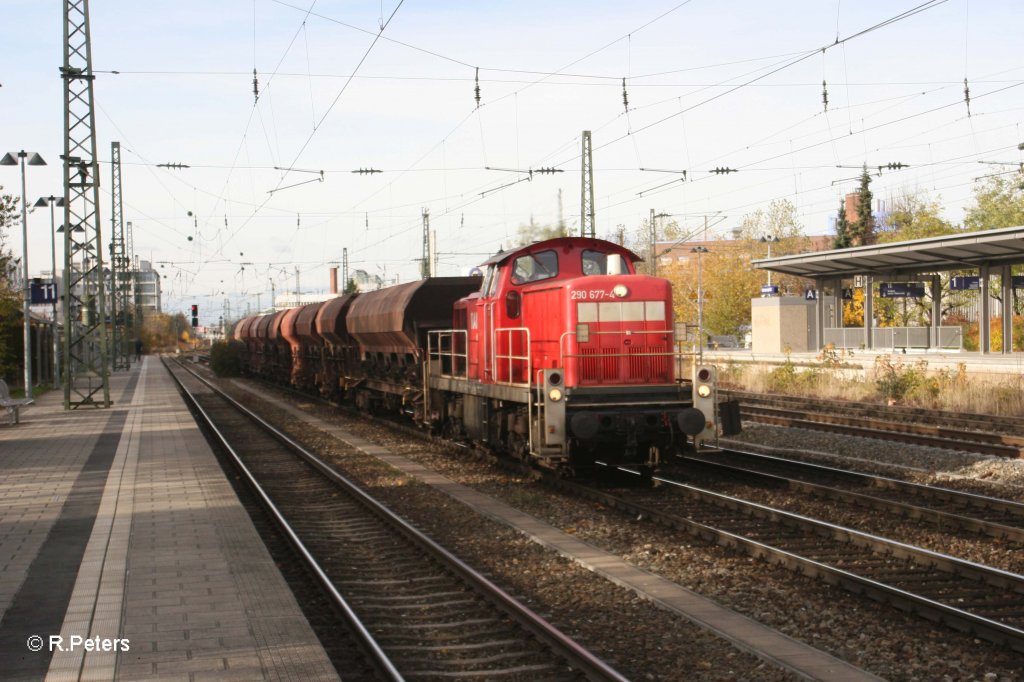 290 677-4 mit Schotterzug am Heimeranplatz in M�nchen. 04.11.10