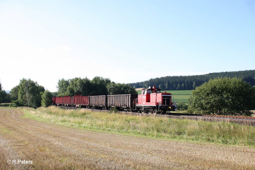 363 814-5 mit leerne Holzzug bei Unterth�lau. 23.07.11
