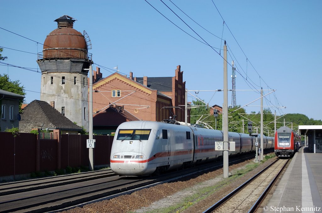 401 589-7  Castrop Rauxel  als ICE 875 von Berlin Ostbahnhof nach Basel SBB in Rathenow. 30.04.2011