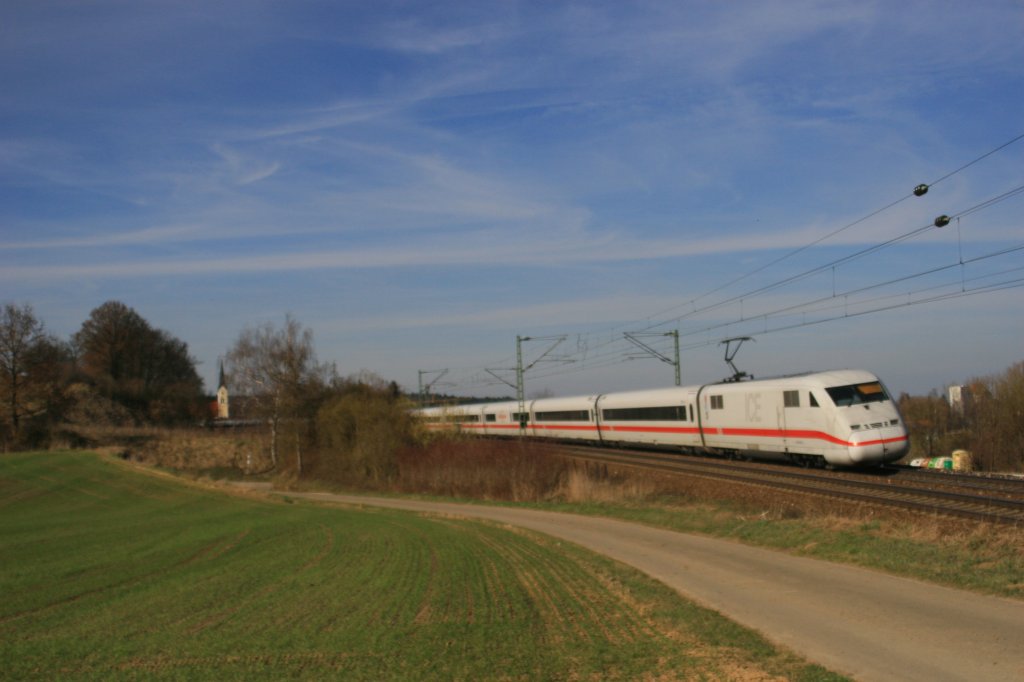 402 016-0 „Dessau“ + 402 011-1 „Uelzen“ als ICE914 M�nchen - Hamburg bei Fahlenbach. 24.03.11 