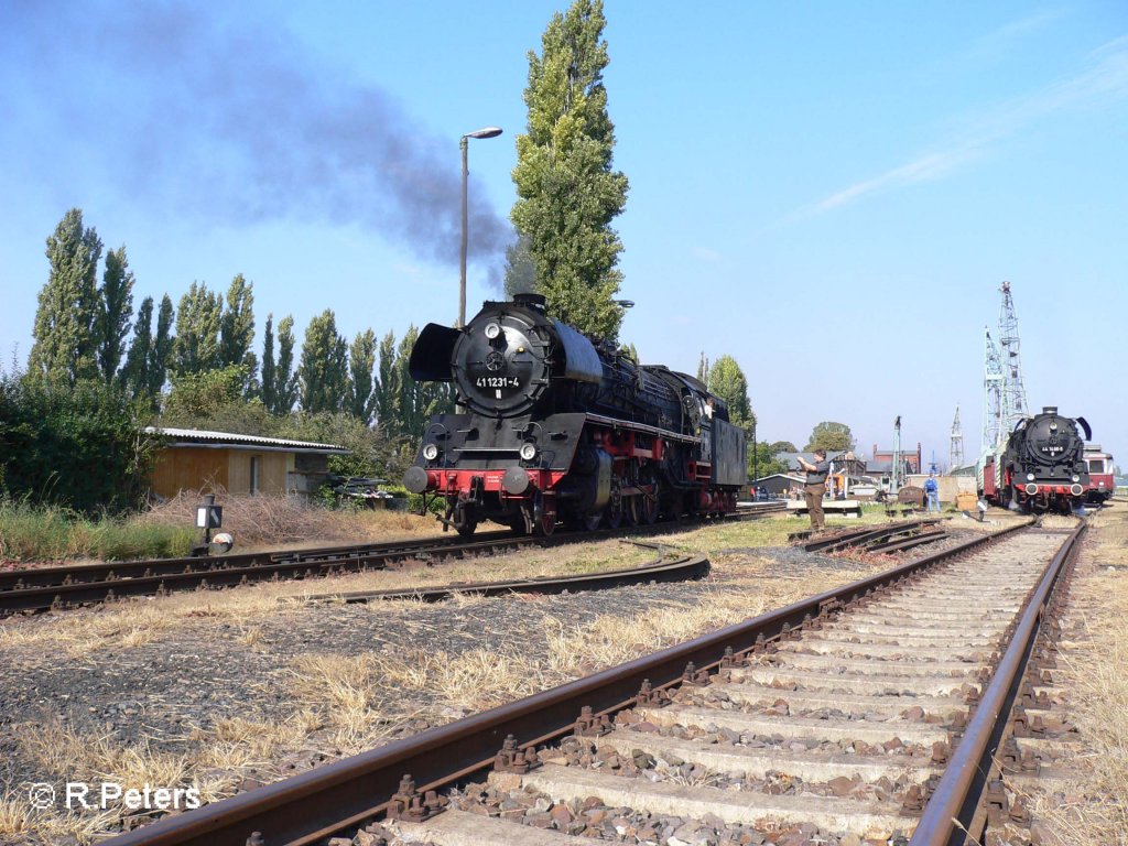 41 1231 f�hrt F�hrerstandsmitfahrten w�rend 44 1486 pausiert. September 2006