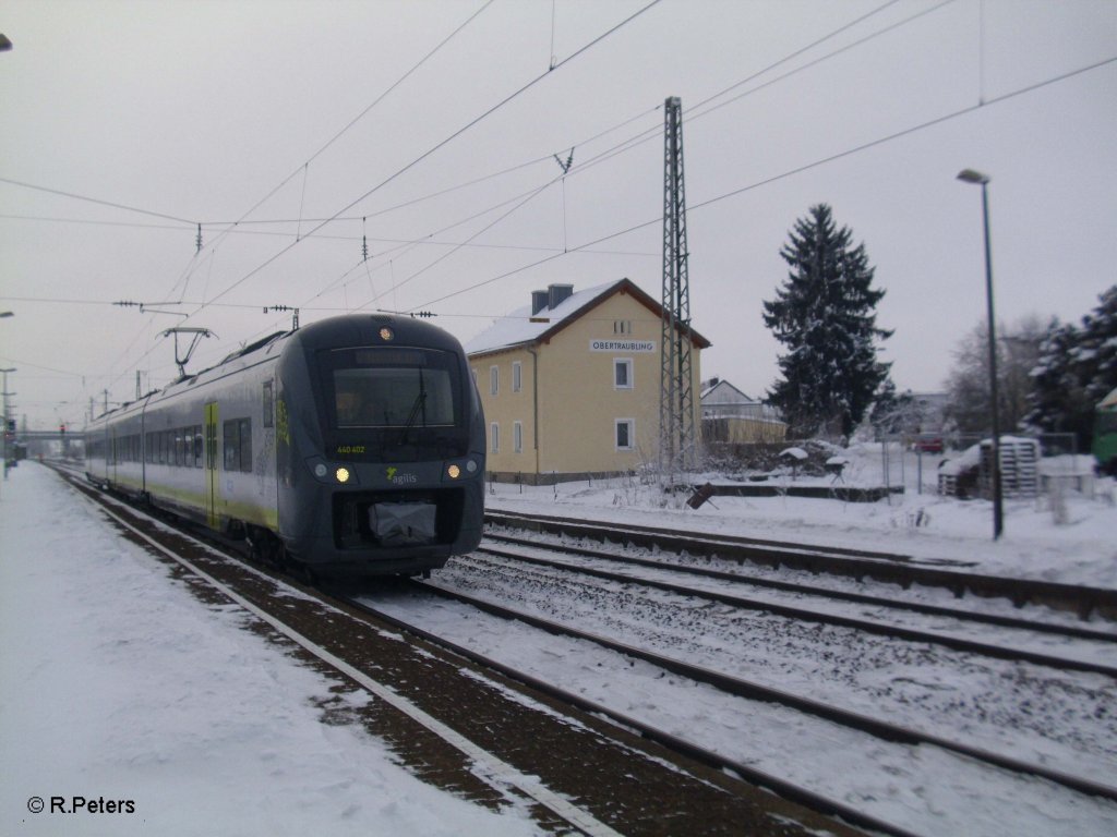 440 105 verl�sst Obertraubling als AG84458 nach Regensburg. 30.12.10