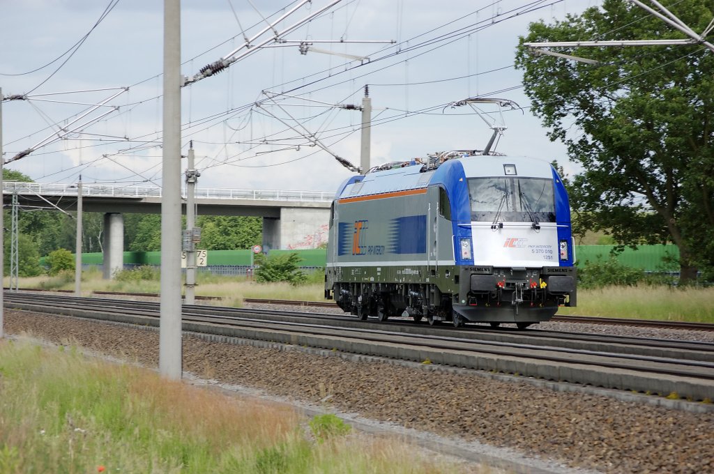 5 370 010 der ICC PKP Intercity als LZ zwischen Gro�wudicke und Rathenow in Richtung Wustermark. 20.06.2010