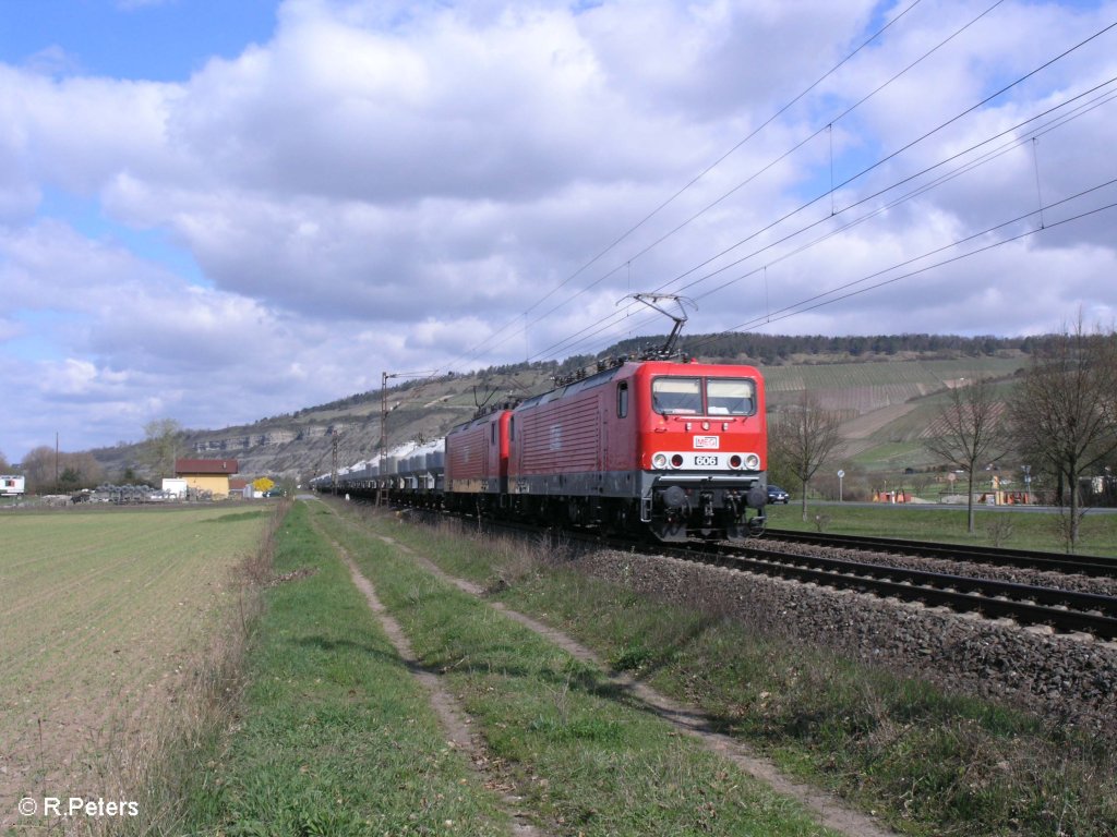 606 und 602 ziehen bei Th�ngersheim den MEG Zementzug durchs Maintal. 10.04.10