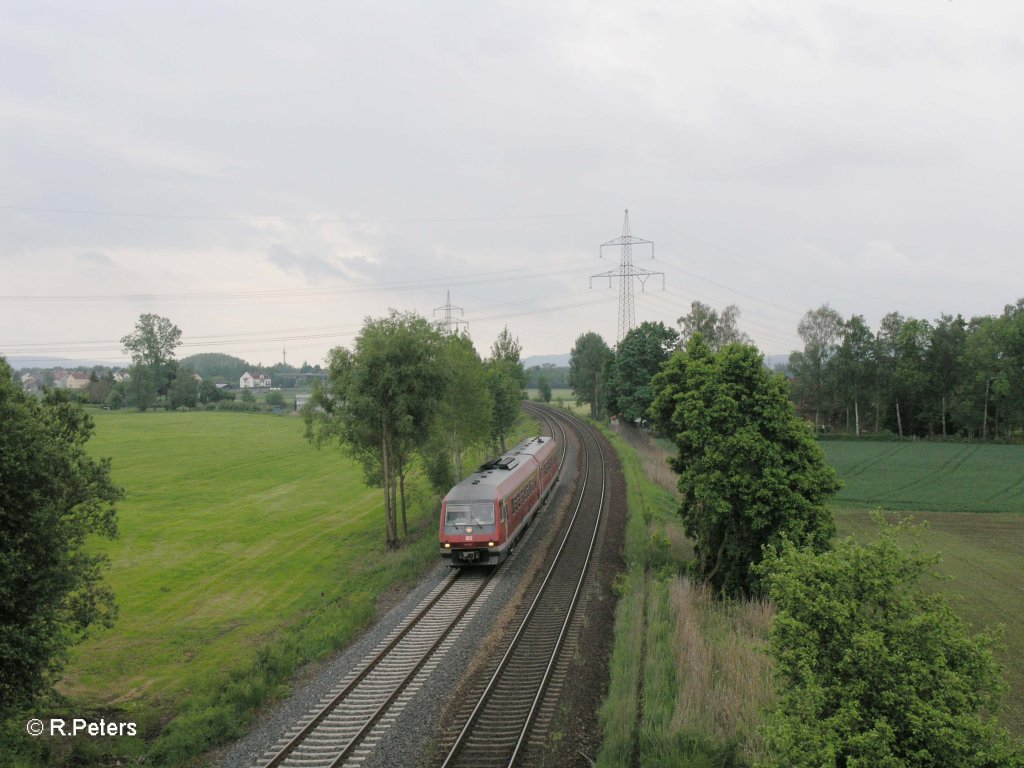 610 012 als RE3562 nach N�rnberg. 26.05.10