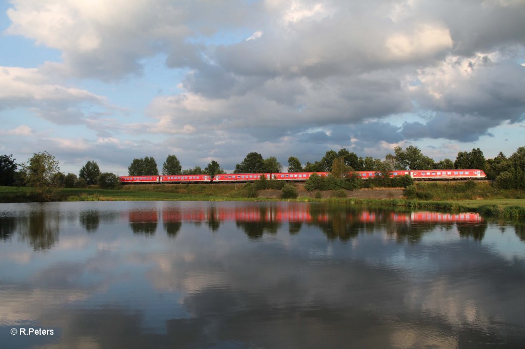 610er Trio als RE Hof s�dlich von Wiesau. 30.07.13