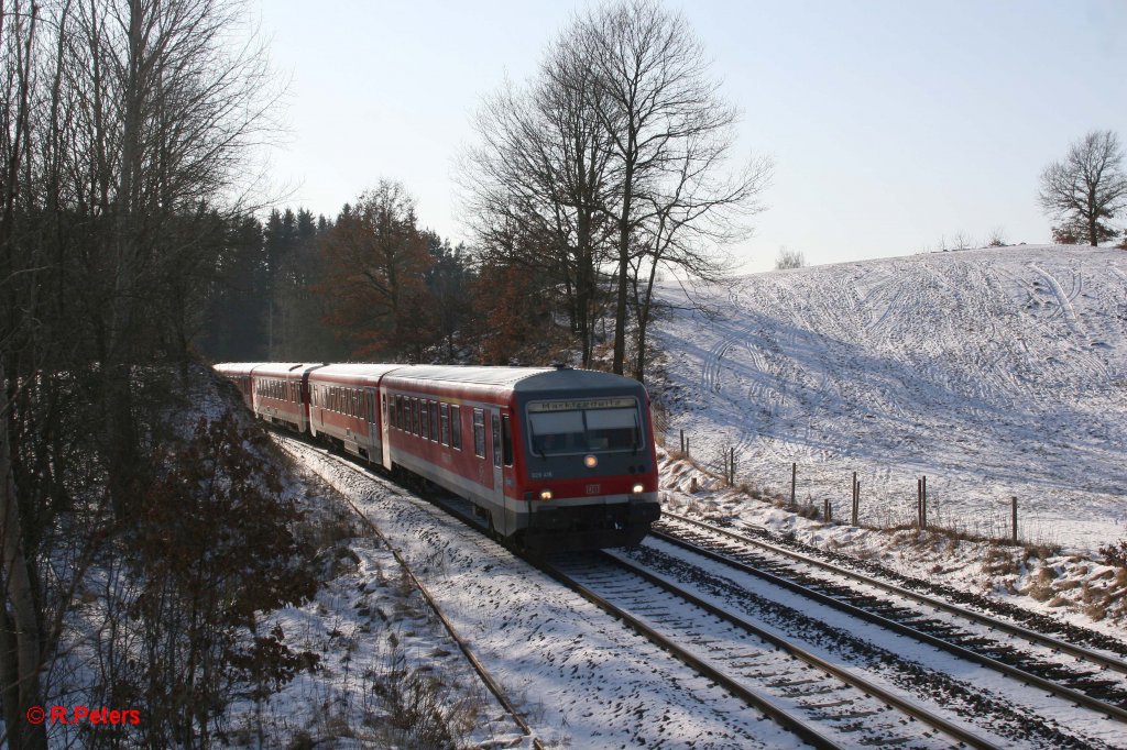 628 415-2 als RE 59796 Sch�lerverst�rkungszug bei Reuth bei Erbendorf. 03.02.12