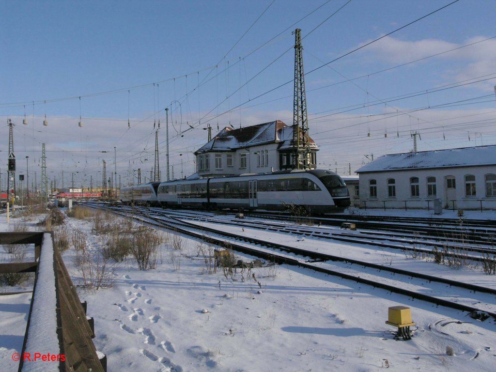 642 331 und ein zweiter Desiro erreichen Leipzig HBF. 21.12.09
