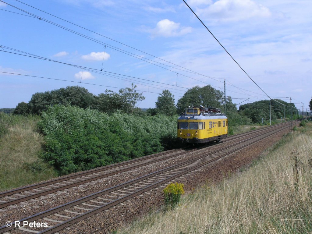 701 017-6 rollt kurz vor Jacobsodrf (Mark) nach Berlin. 19.08.08